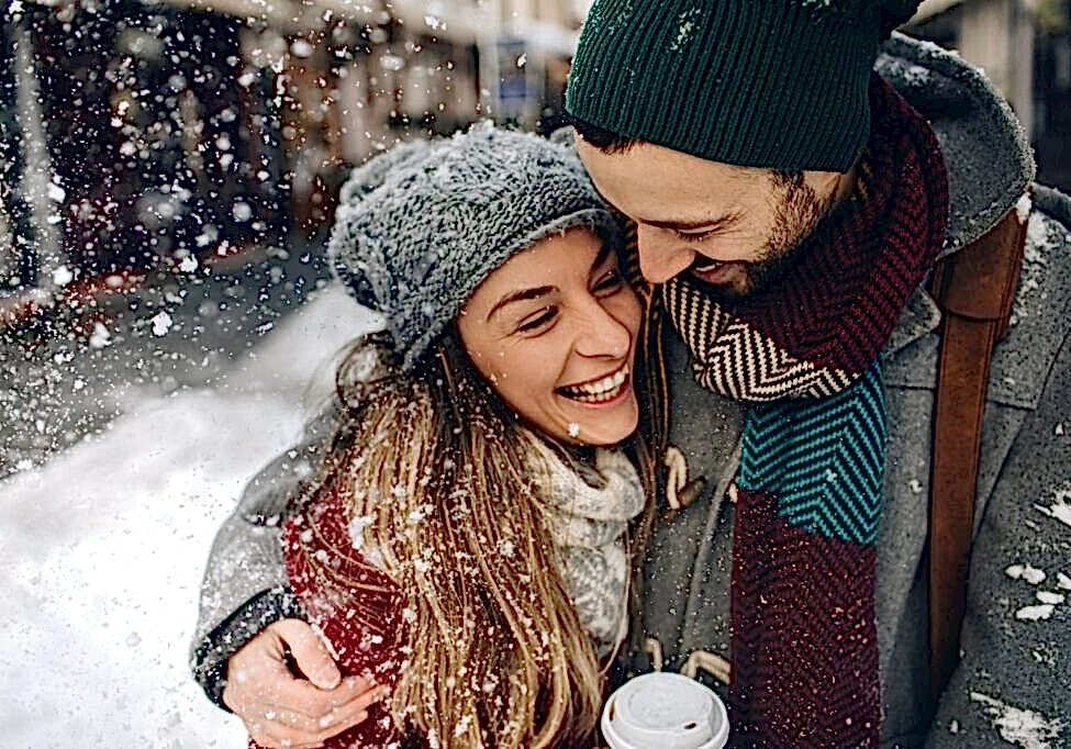happy couple winter wedding in Toronto